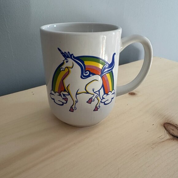 Vintage Royal Norfolk | Stoneware | Unicorn Rainbow Mug - Picture 3 of 7